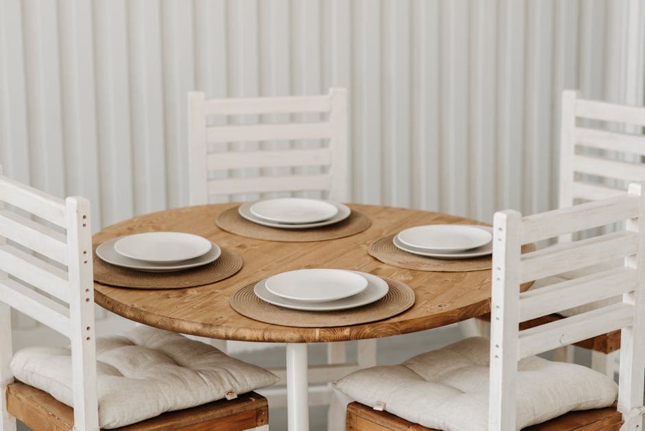 Round Oak Dining Table + 4 Chairs